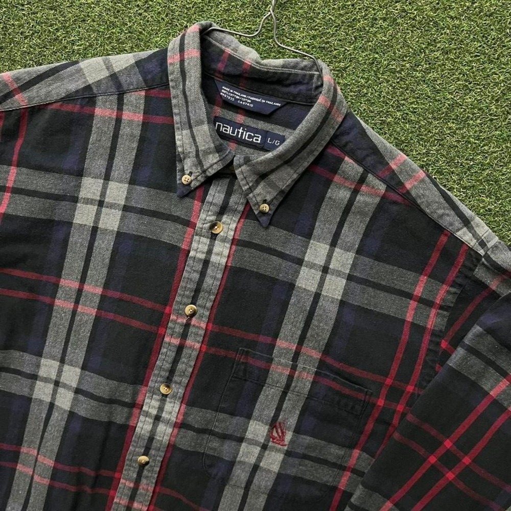 Vintage 90s Nautica Plaid Button‎ Down Shirt